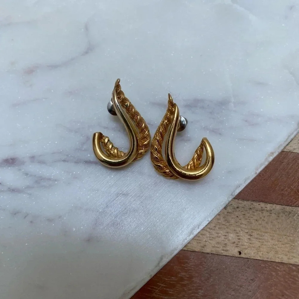 Vintage - Fun Yellow Goldtone Earrings